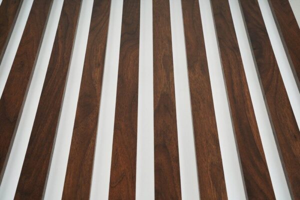 lamele na bialej plycie Columbia 10 lamele na bialej plycie Columbia 10